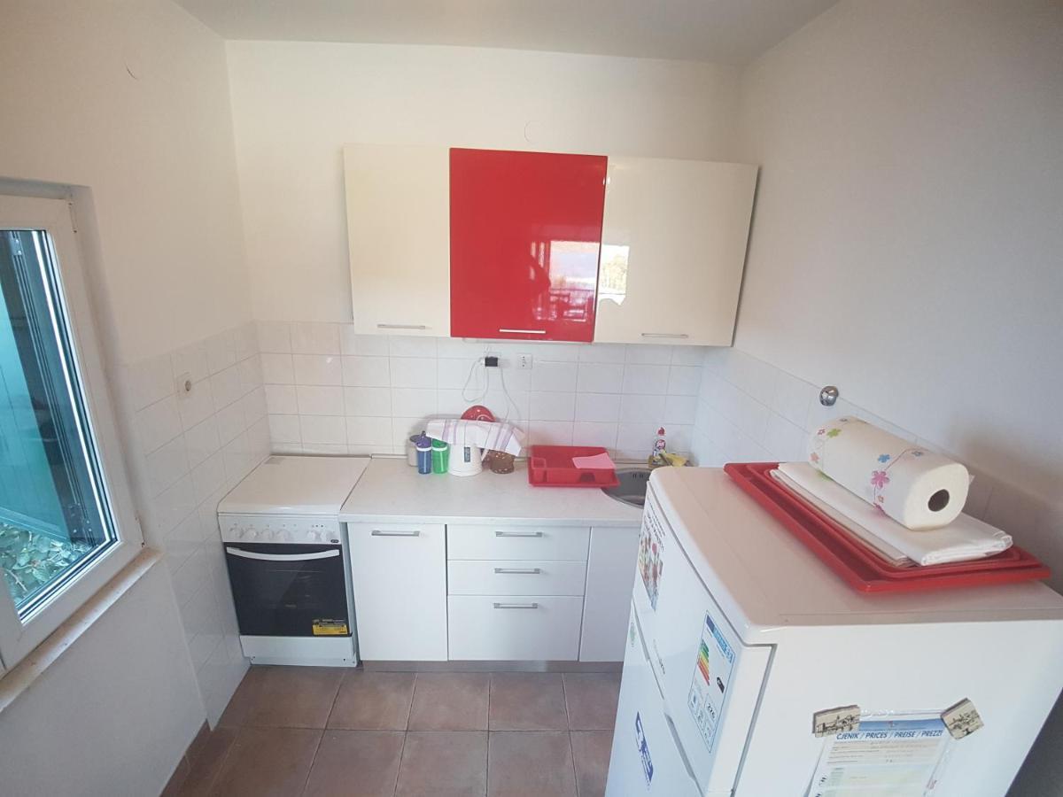 Apartments By The Sea Marina, Trogir - 14191 ภายนอก รูปภาพ